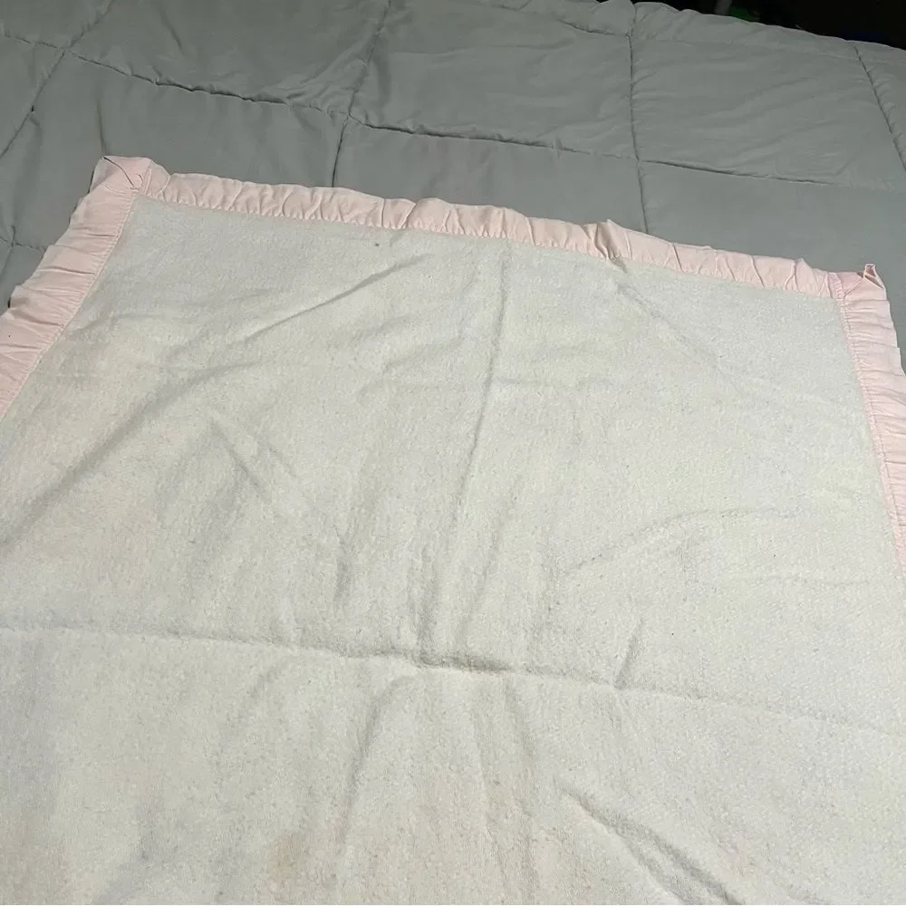 VTG Bundles by Sterncraft Baby Blanket Bear Blue Blocks Acrylic USA Satin Pink
